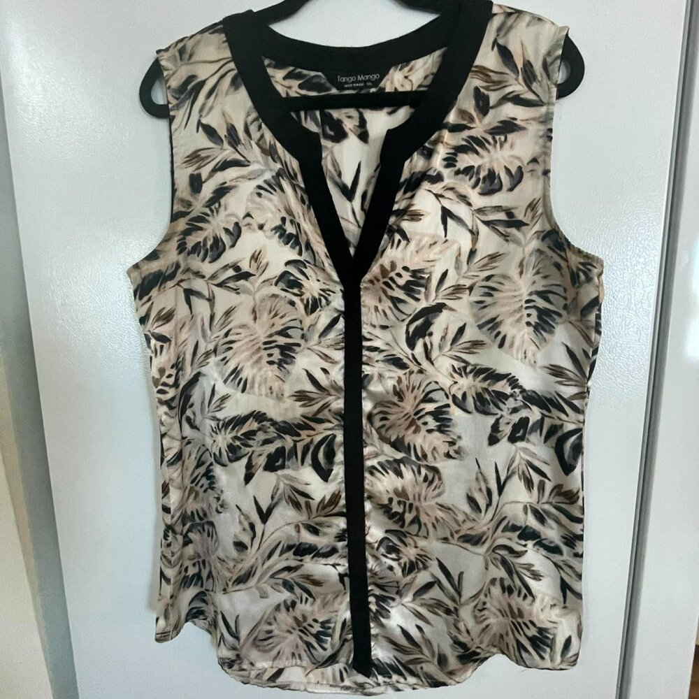 TANGO MANGO BOHO SLEVELESS TOP FLORAL FERN BLACK TAN BOHO FLOWY SIZE LARGE